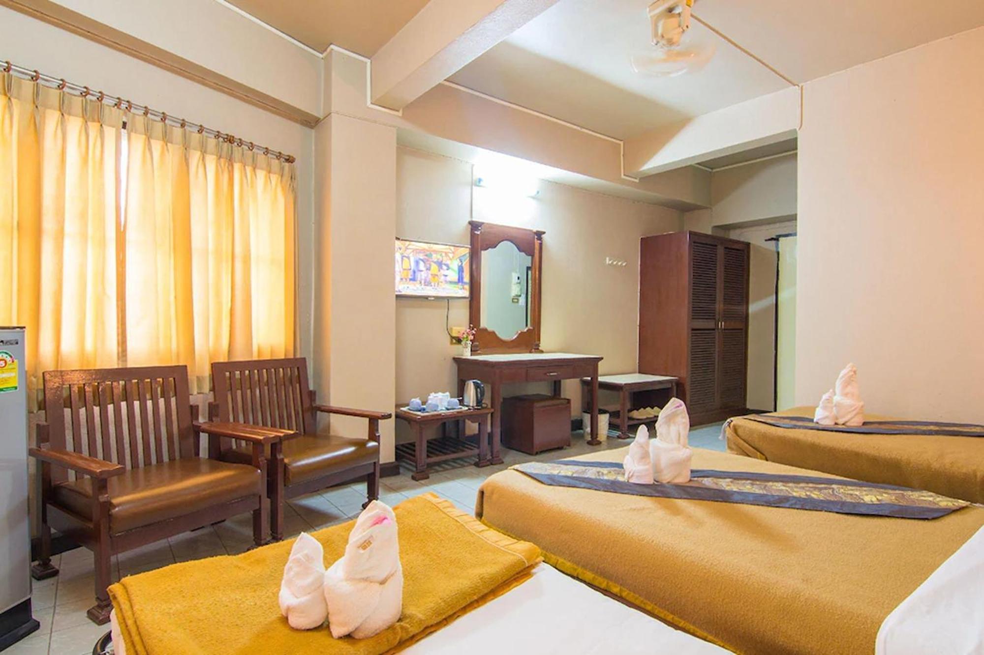 Khelang Nakorn Hotel Лампанг Екстер'єр фото